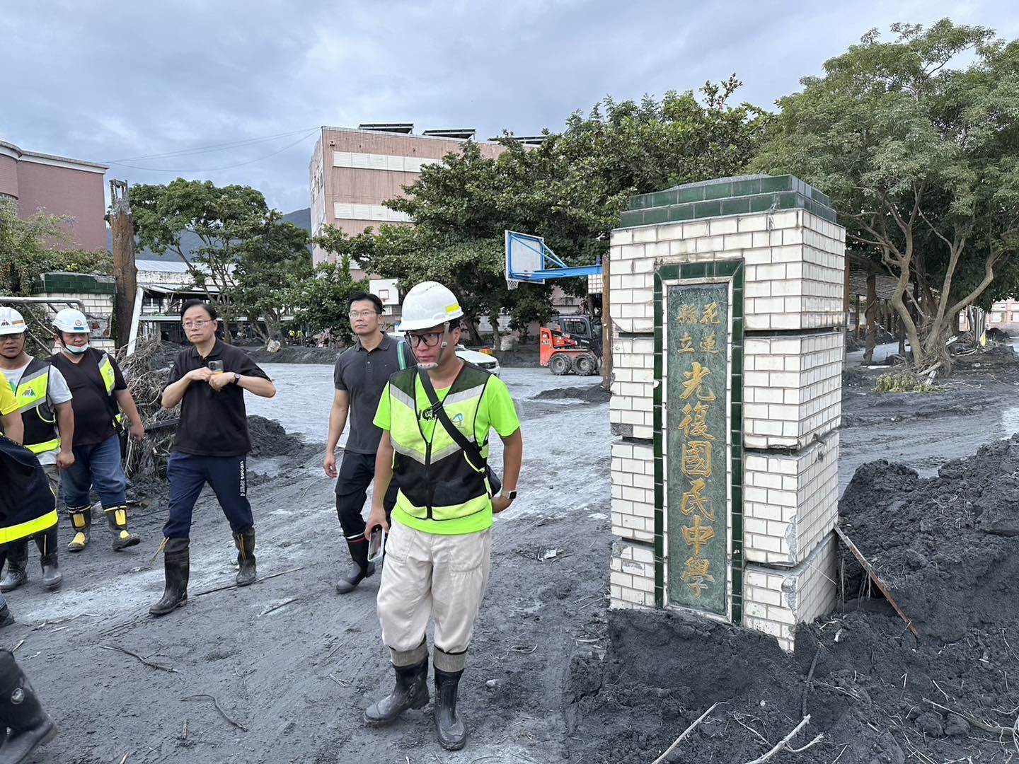 556532766_1562426298579930_687348603971730421_n