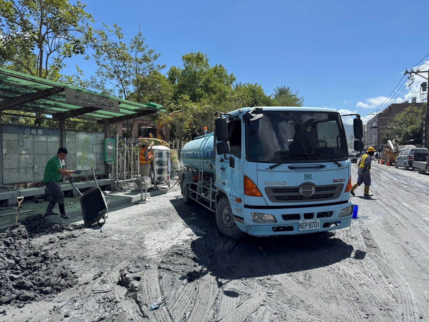 為減輕居民不便,台水公司供水站由13處增至23處,水車由13部增加至28部。(圖/台水公司)