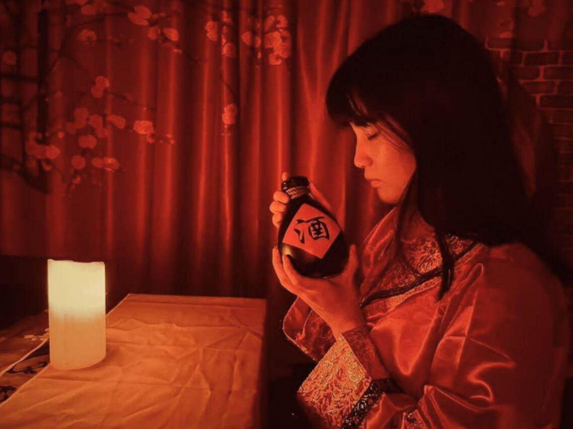 高雄情侶約會推薦【理牢劇本桌遊城】帶來充滿氛圍感的沉浸空間與驚心動魄的劇本殺遊戲體驗。（圖／Medick Marketing Ltd.提供）