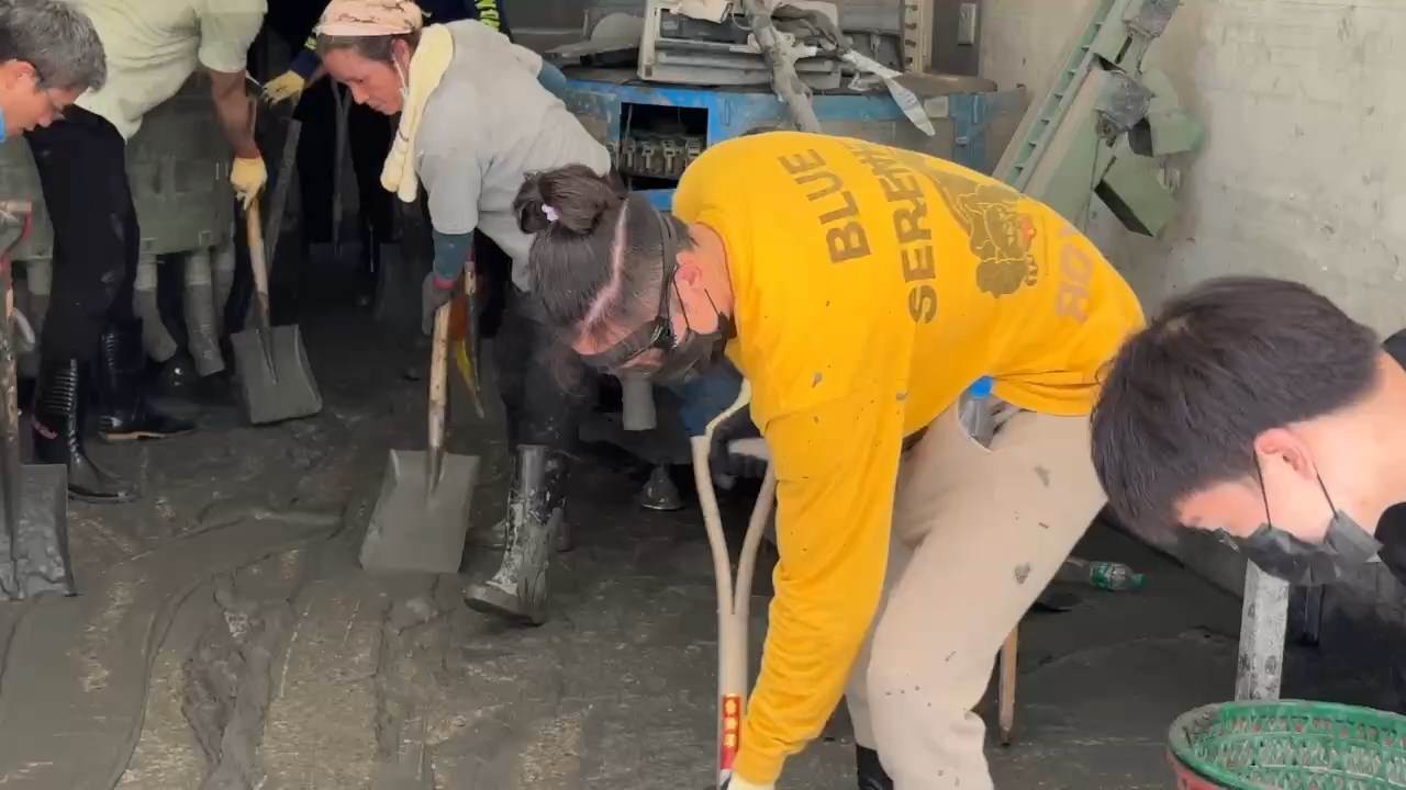 781063064.045242.mp4_snapshot_00.00.898