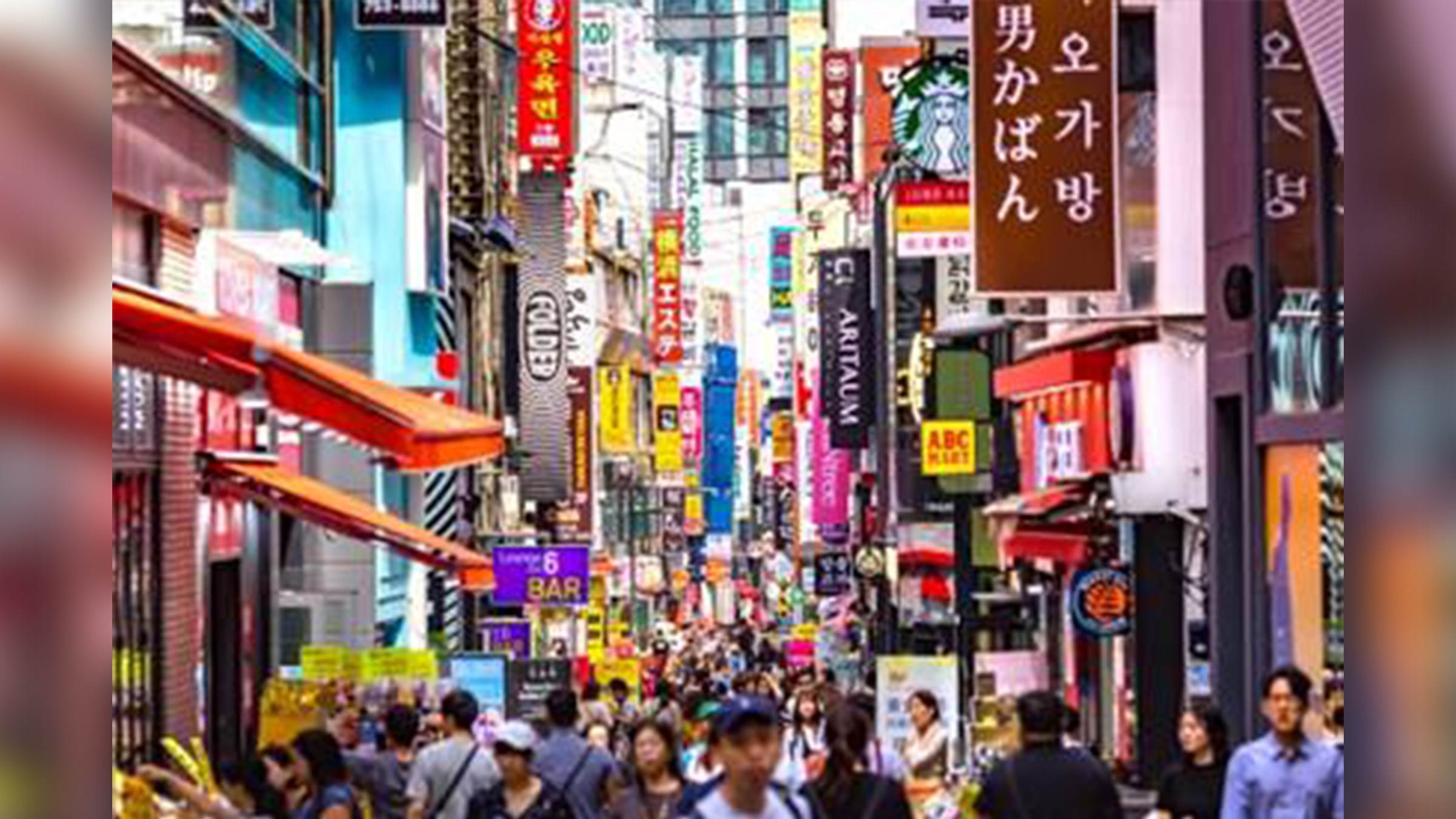 明洞商圈是首爾最具代表性的時尚購物區。（圖／找到了旅行社提供）