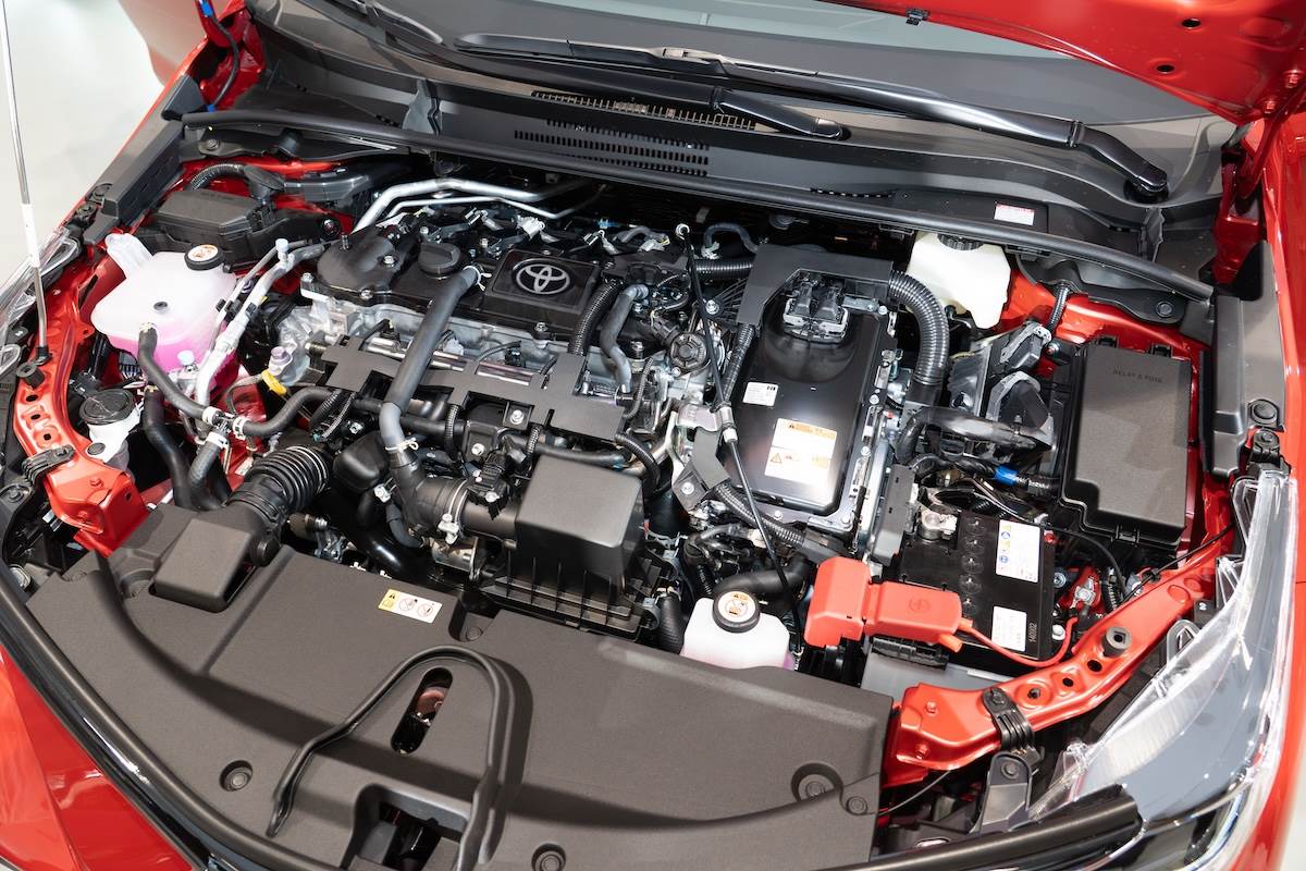 Corolla Altis GR Sport導入1.8升油電系統,綜效馬力為122匹,平均油耗高達23.5 km/l。(圖/林昱丞攝影)