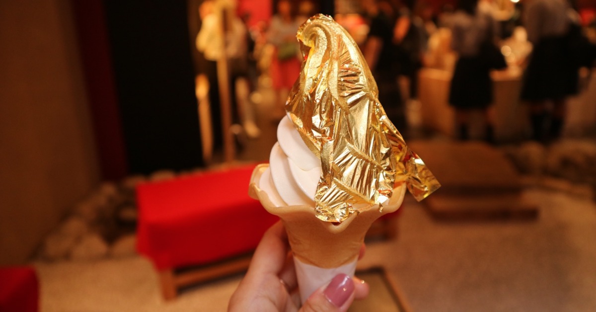 熊本城內的人氣甜點金箔霜淇淋，也因應漲價約40元台幣，來到台幣190元。（示意圖／PhotoAC）