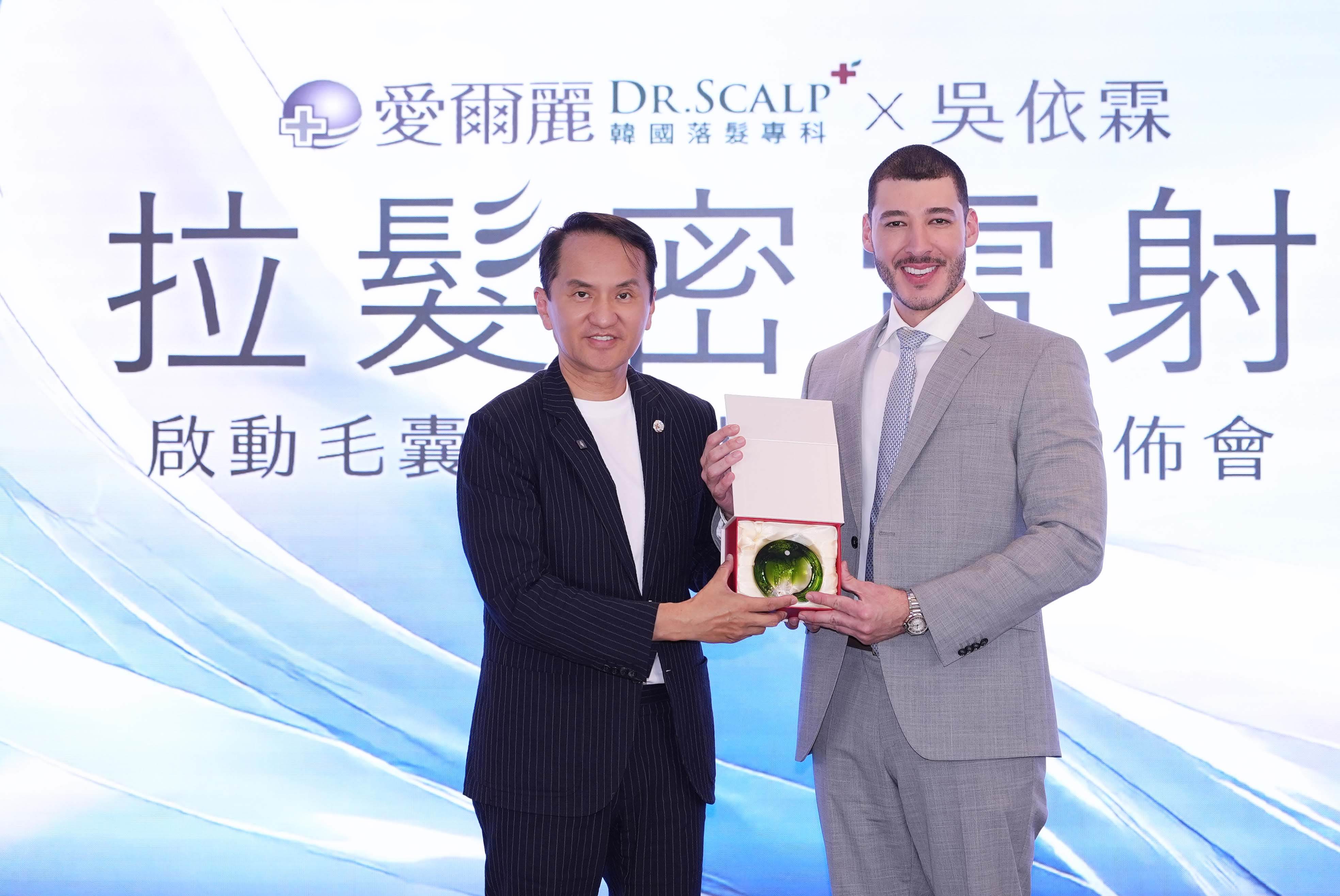 愛爾麗集團董事長常如山，對新技術的要求一向嚴謹。他強調：「每一次新技術引進，我一定會親自體驗，確認安全與效果，才會交到顧客手上。（圖／愛爾麗提供）