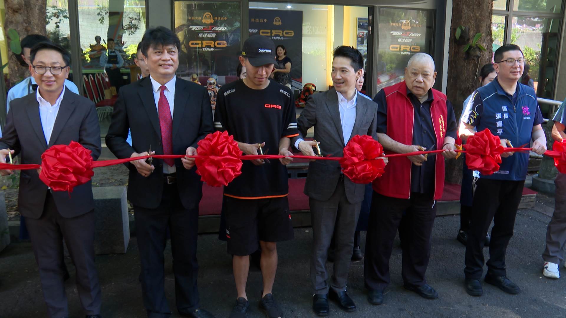 總統府副秘書長何志偉出席光啟高中卡丁車教學基地揭牌儀式，分享教育願景與人生體悟。（圖／東森新聞）