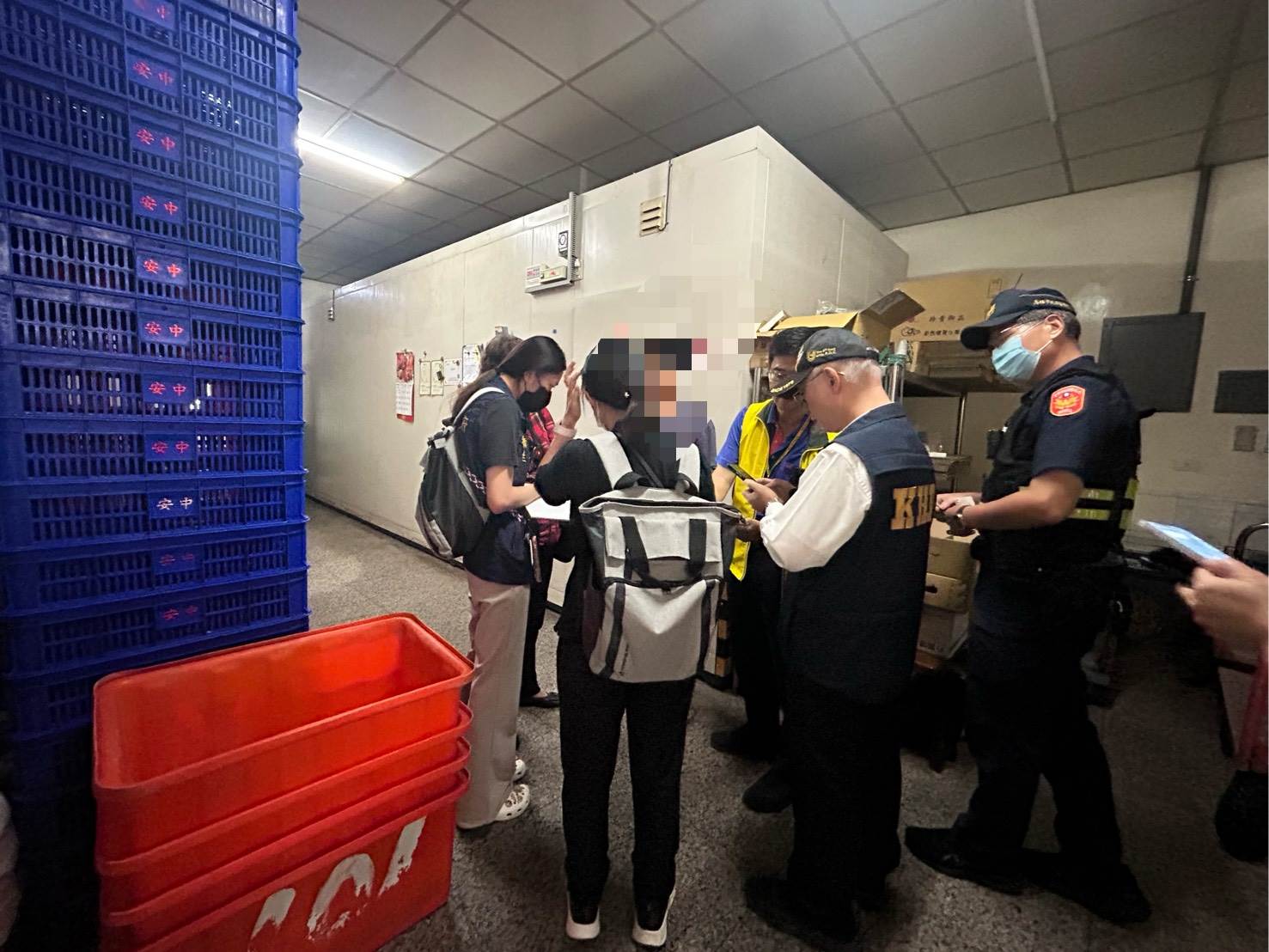 e855a7e9-0e20-49cd-b217-41f5246956ac