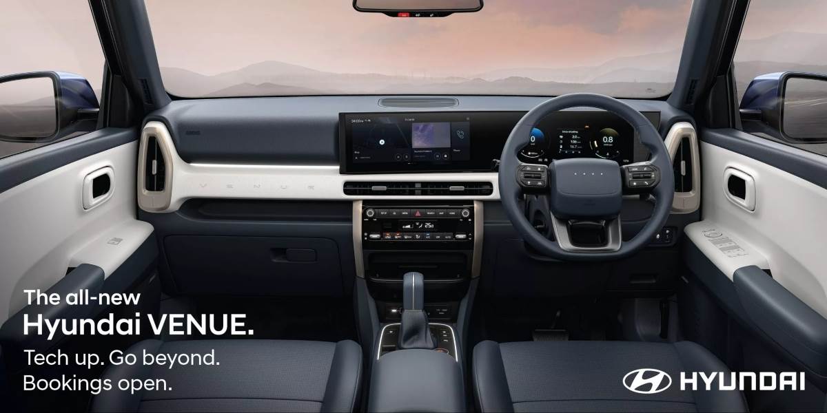 Venue裝配了一組曲面雙螢幕，包含兩塊12.3吋螢幕，整合儀表與中控資訊顯示。（圖／現代提供）