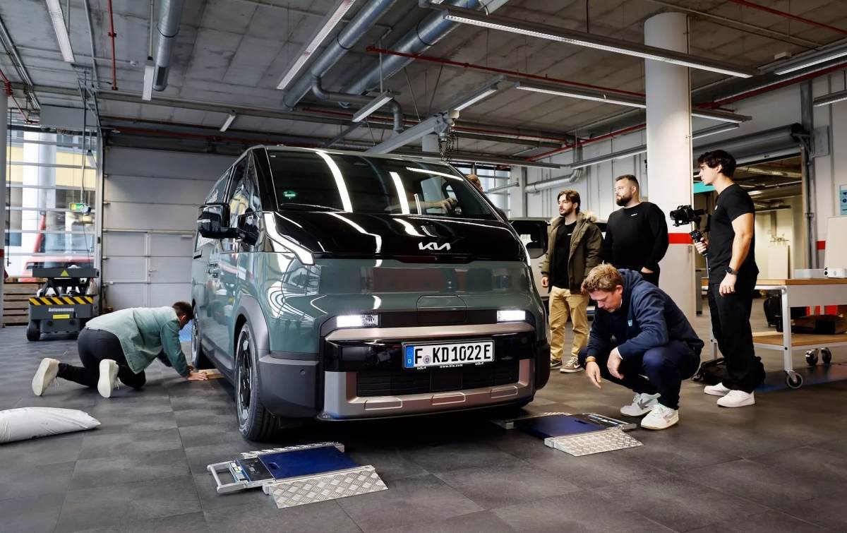 車輛是使用量產版的車輛，使用71.2 kWh的電池組。（圖／Kia提供）