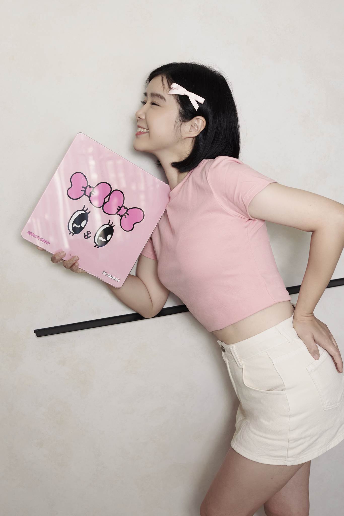 李佳穎於粉專搶曬「艾絲樂小兔美体機」_0