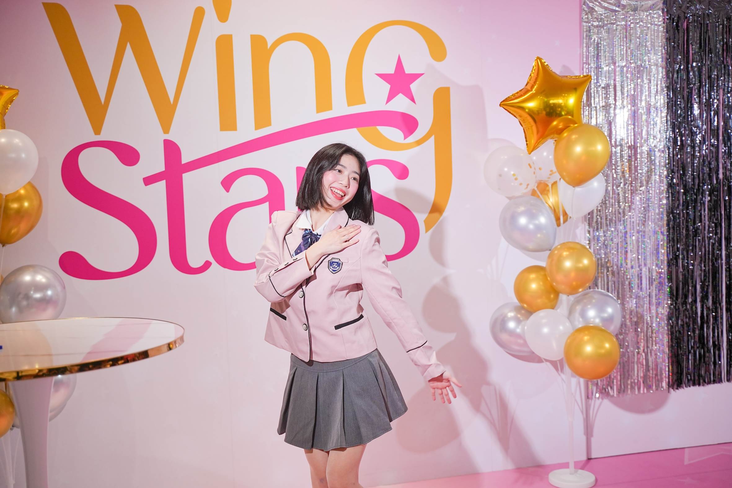 Wing Stars成員妡0生日會舞蹈演出