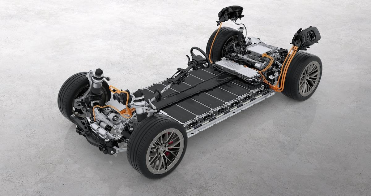 純電Cayenne僅需16分鐘即可將電量從10%充至80%。（圖／Porsche提供）