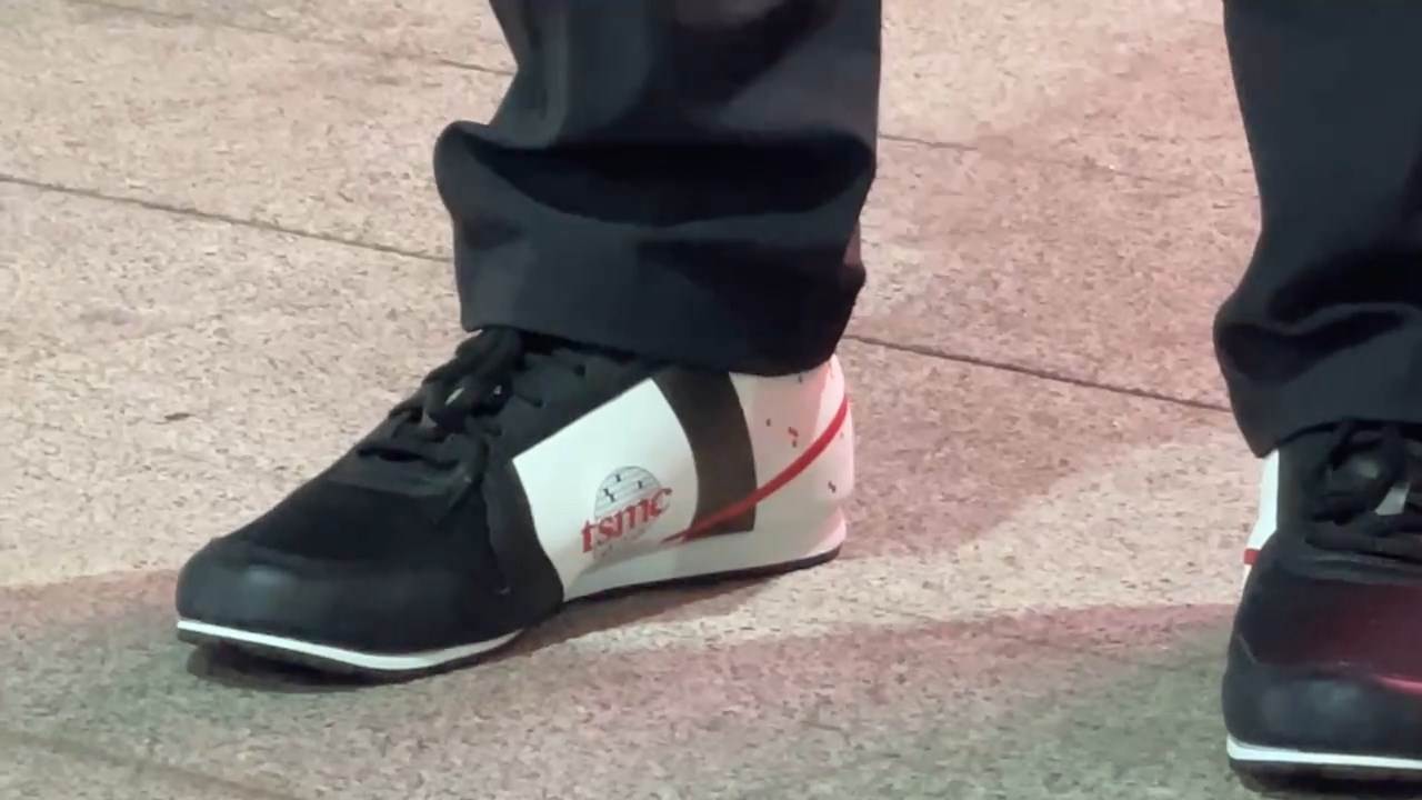 784277040.109010.mp4_snapshot_00.24.054