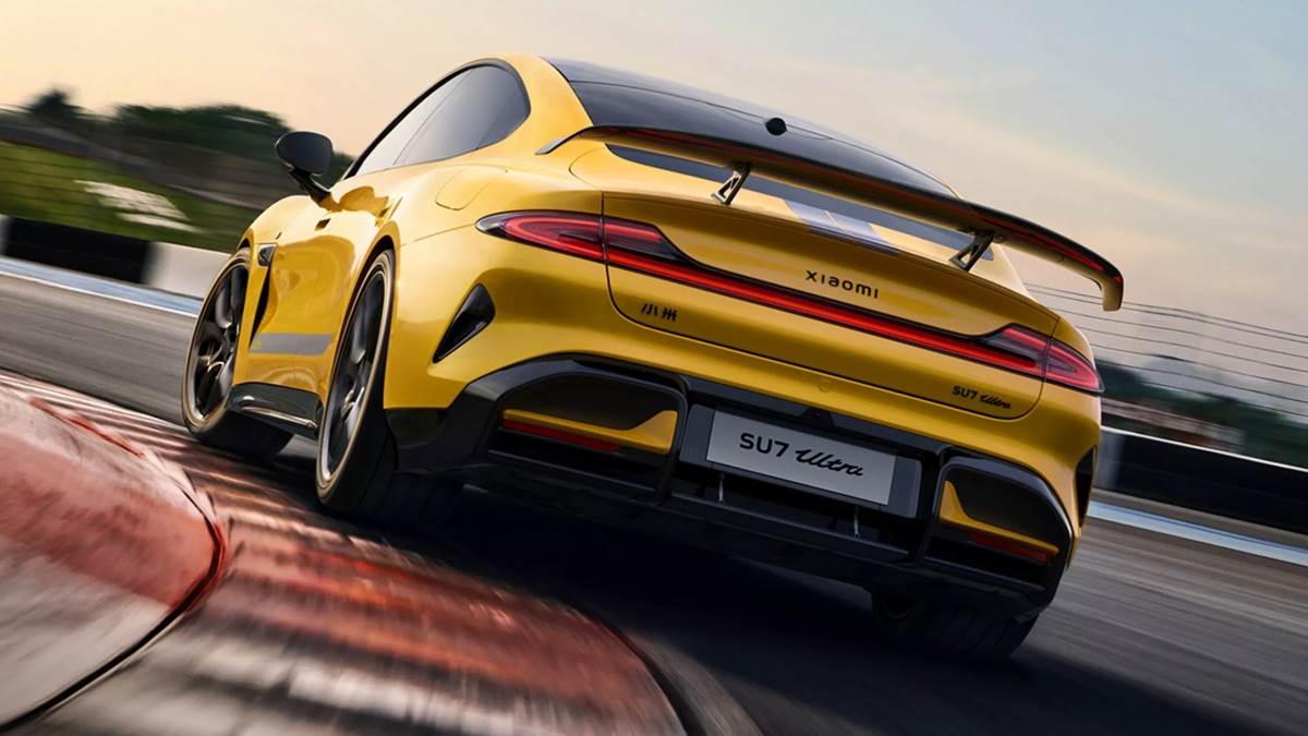 在中國未來所有乘用車在每次啟動後,將自動進入一種「限制模式」,要求從靜止加速至時速100公里的時間不得少於5秒。(圖/小米提供)