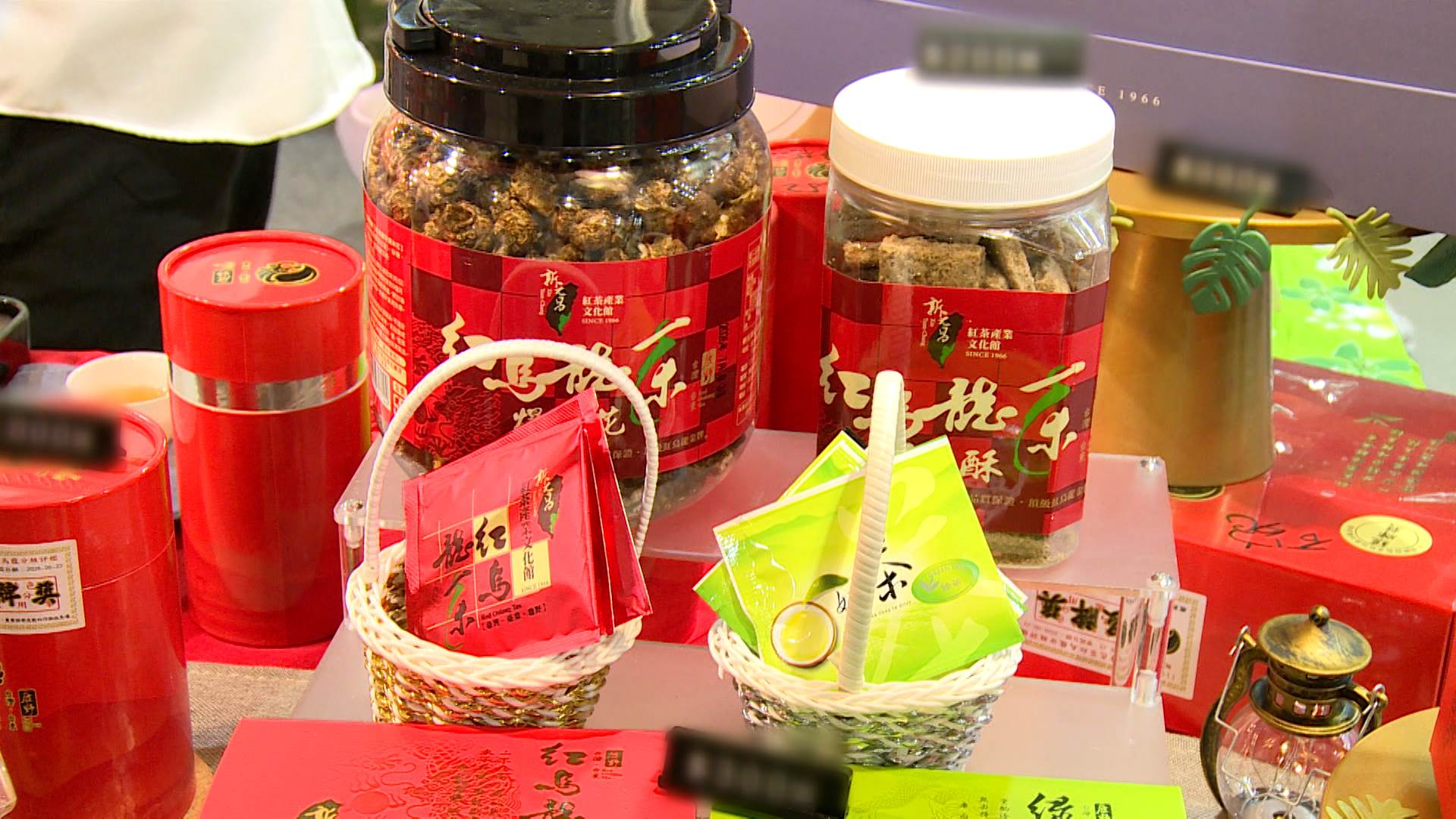 台東紅烏龍風味百搭，能輕鬆融入多種食品，深受民眾喜愛。（圖／東森新聞）