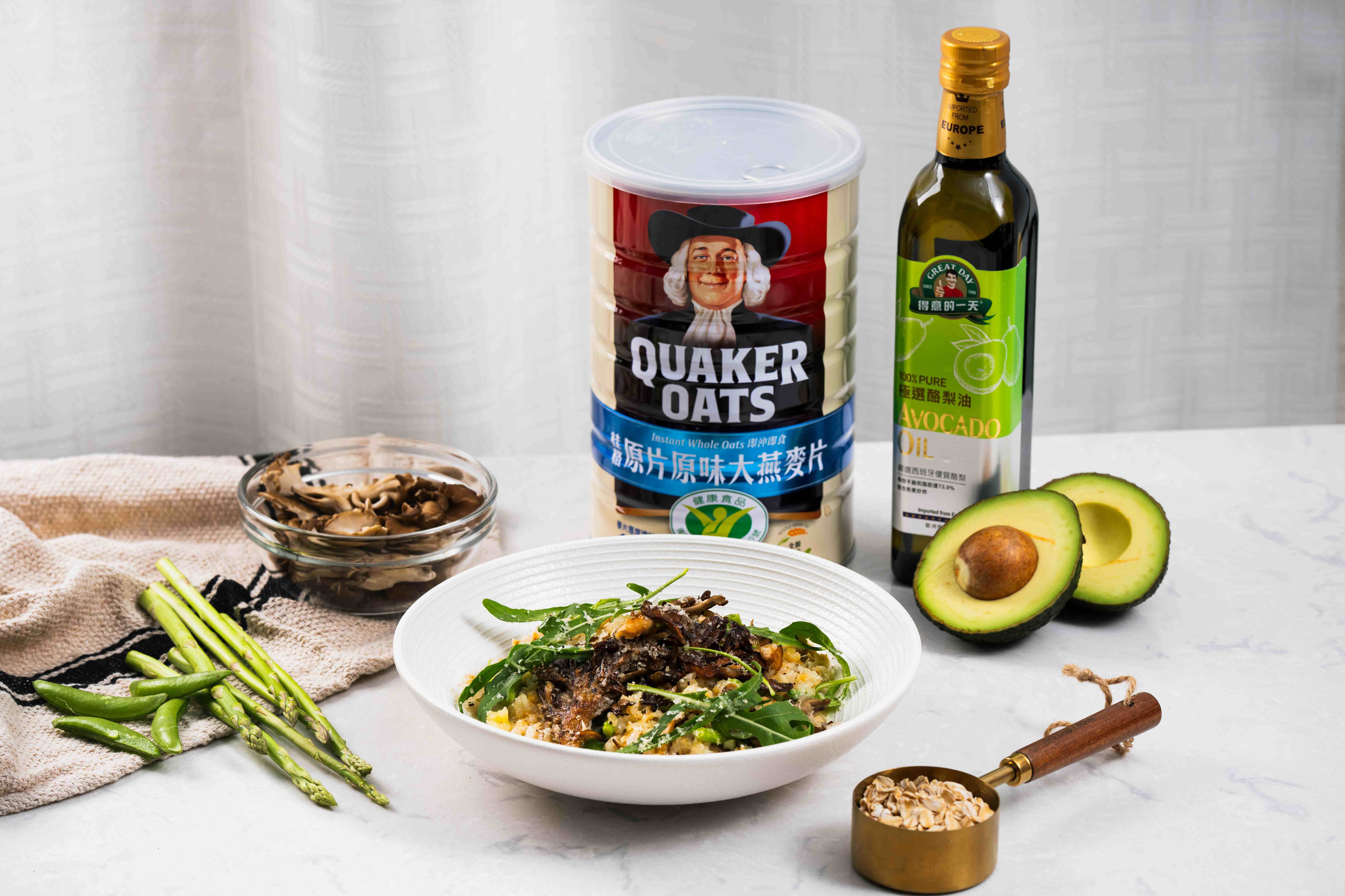 佳格X小小樹食居家好代謝 好醣食譜-蘆筍燕麥舞菇起司燉飯。（圖／佳格食品提供）