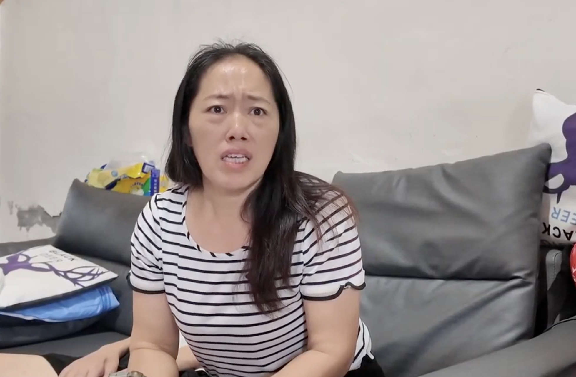 花蓮富里鄉學田村村長鄧萬華(右)遭解職,她不平提起訴願。(圖/資料畫面)