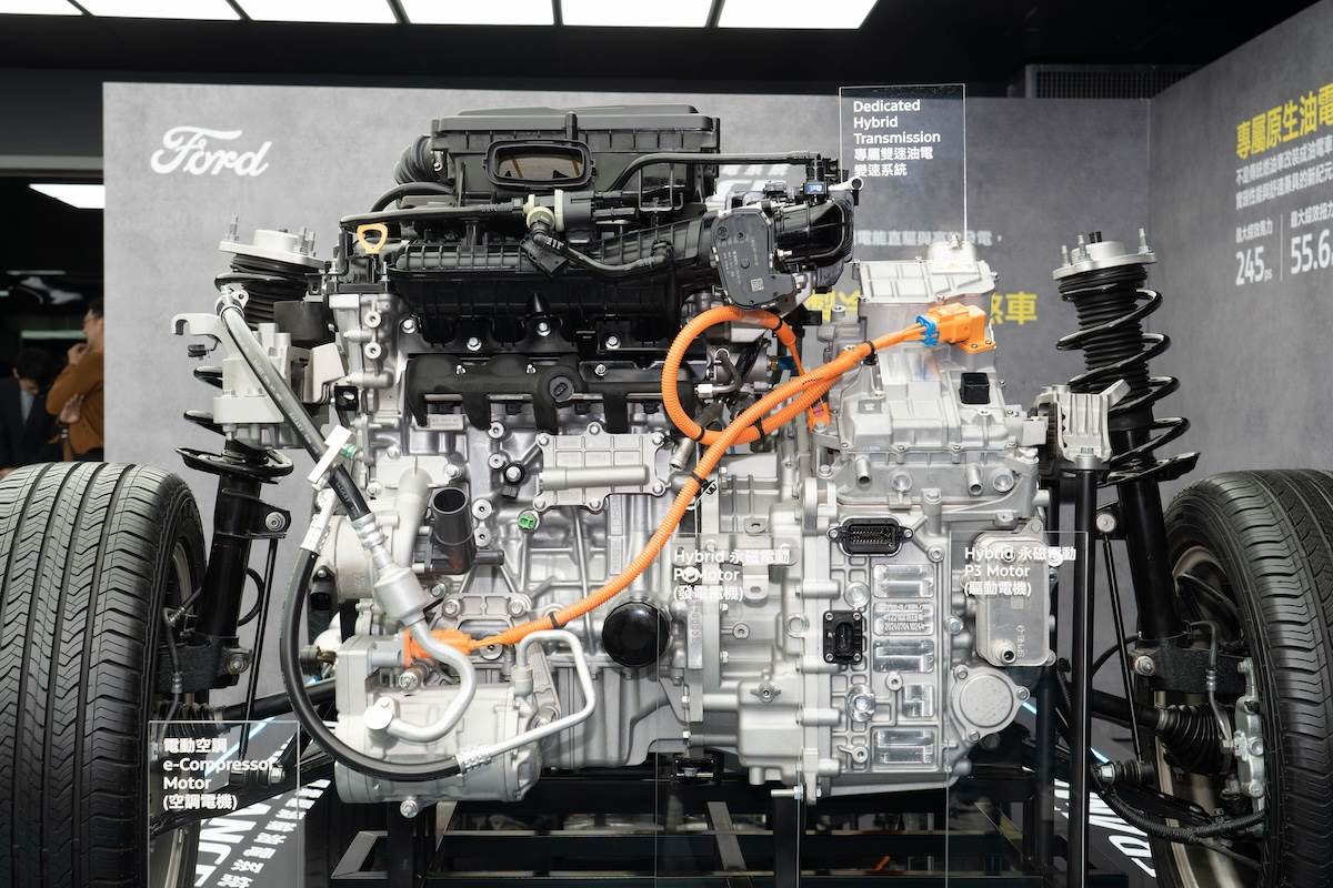 1.5T Per4mance Hybrid四電驅渦輪油電系統,透過1.5升渦輪增壓引擎加上P3+P1馬達的輔助,創造最大綜效馬力為245匹,扭力則是55.6 kgm。(圖/林昱丞攝影)