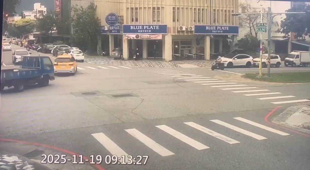 6f7fd3aa-ebea-40ba-8d64-92cffec490c6.mp4_snapshot_00.14.331