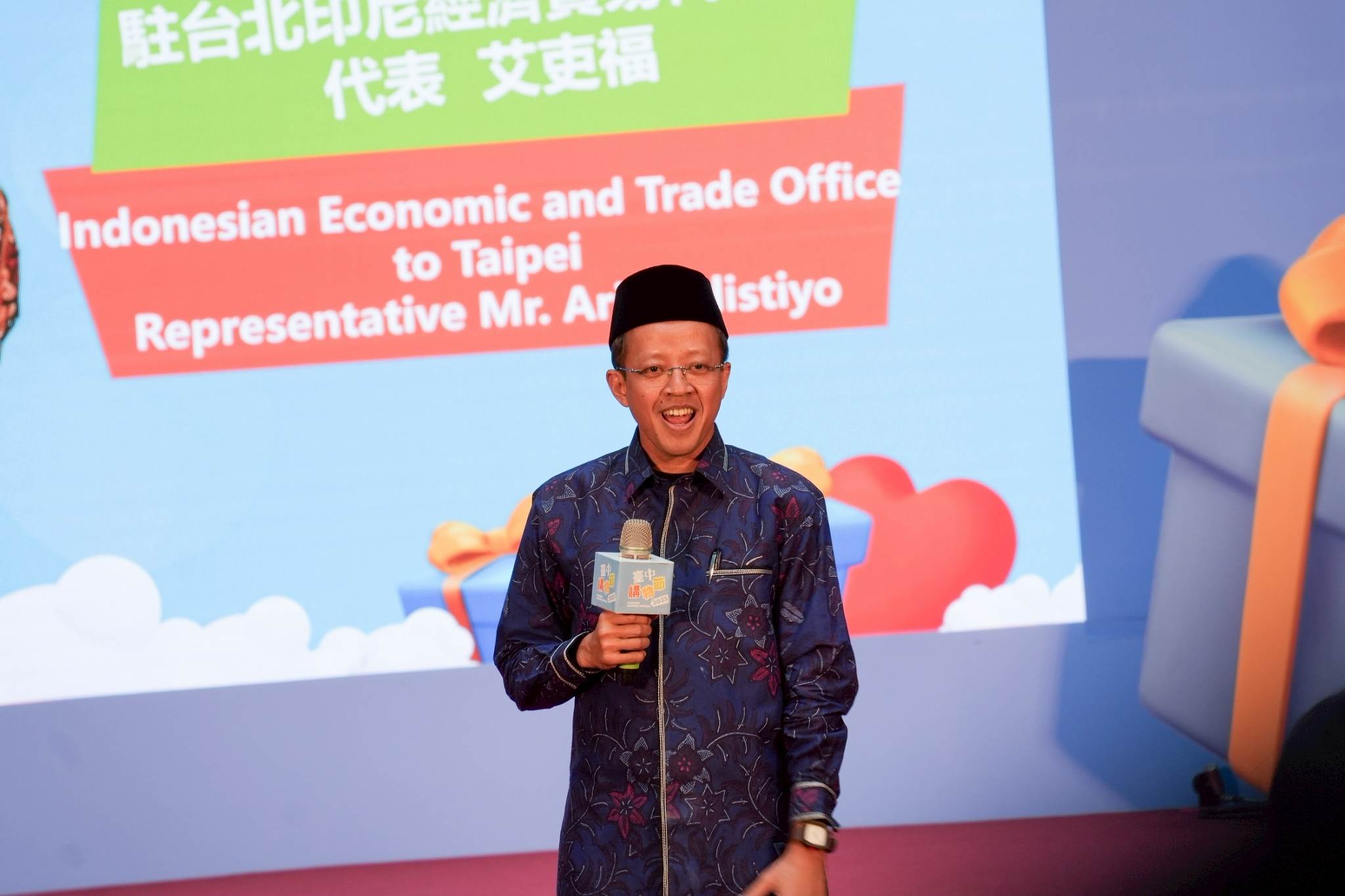 印尼駐台代表艾吏福祝賀力推外籍朋友一定要參加。（圖／台中市政府經濟發展局提供）