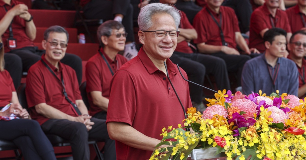 罕見大吐苦水！黃仁勳：市場標準高怎做都不對