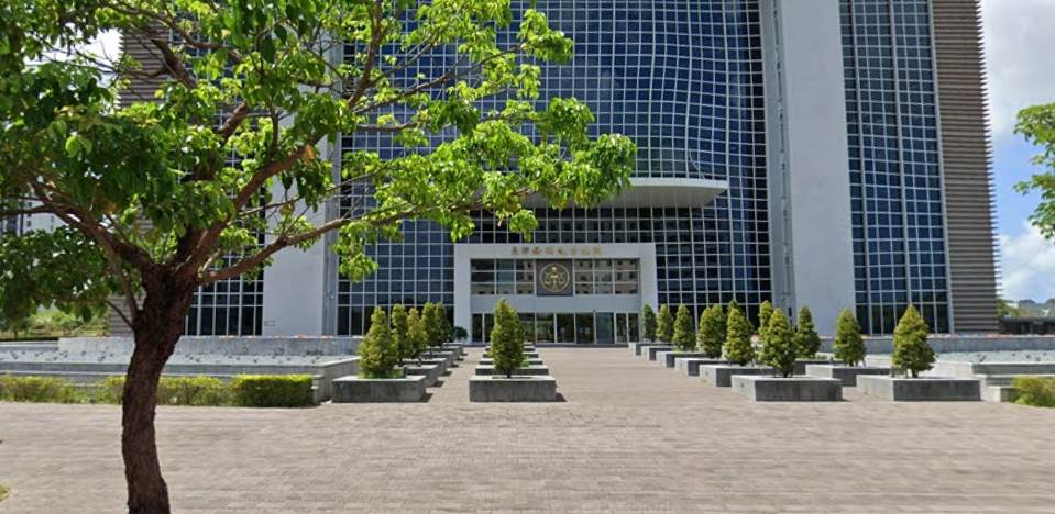 臺灣橋頭地方法院認定被告壯壯與花花曾有交往及多次發生性行為。（圖／翻攝自Google maps）