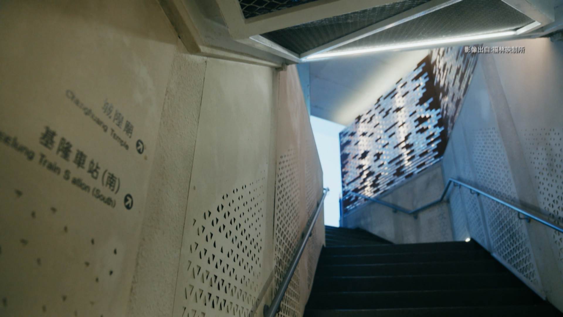 序列 18.00_00_31_10.Still010