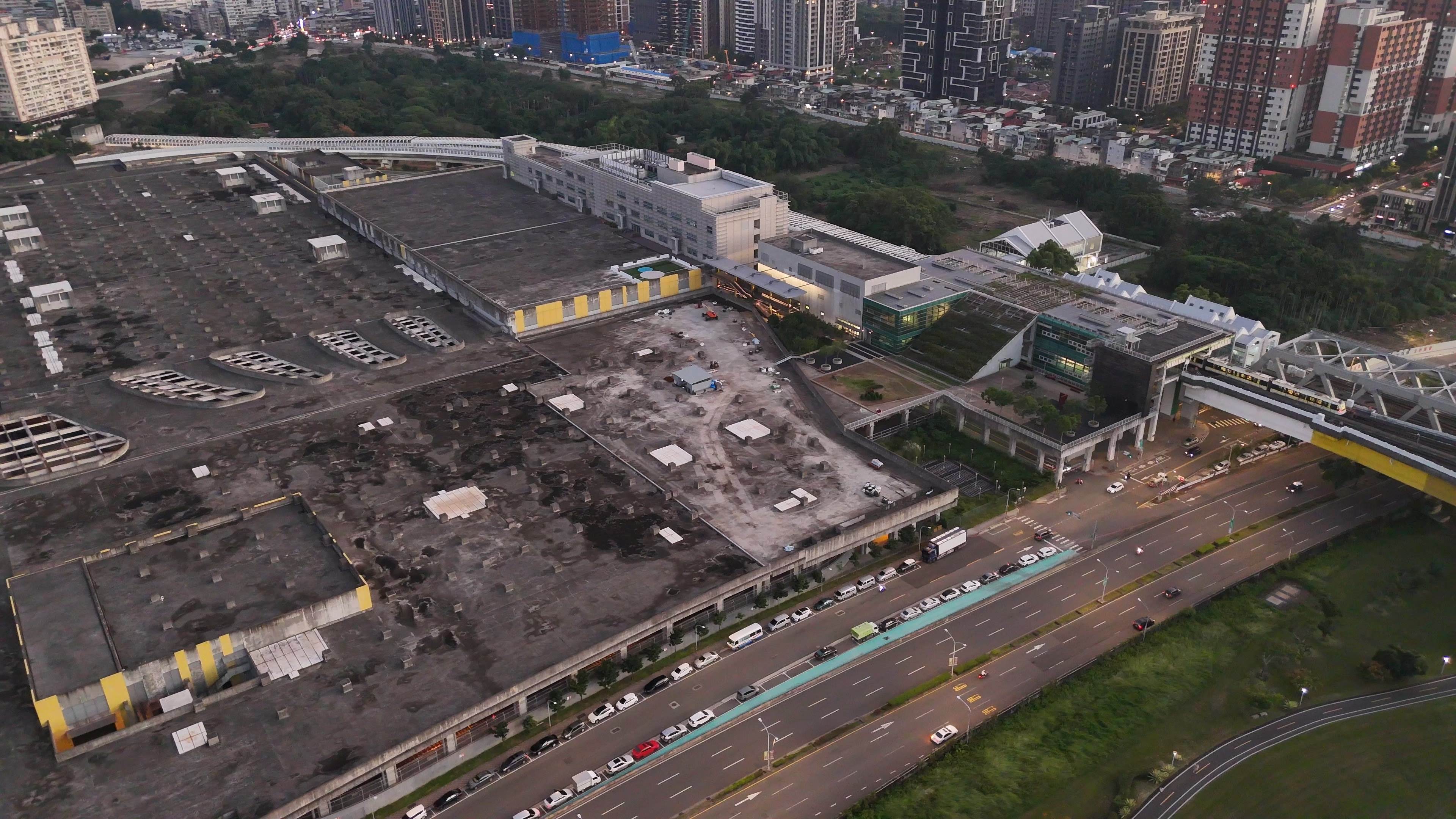 新北環狀線十四張站暨南機廠俯視圖。（圖／新北市政府提供）