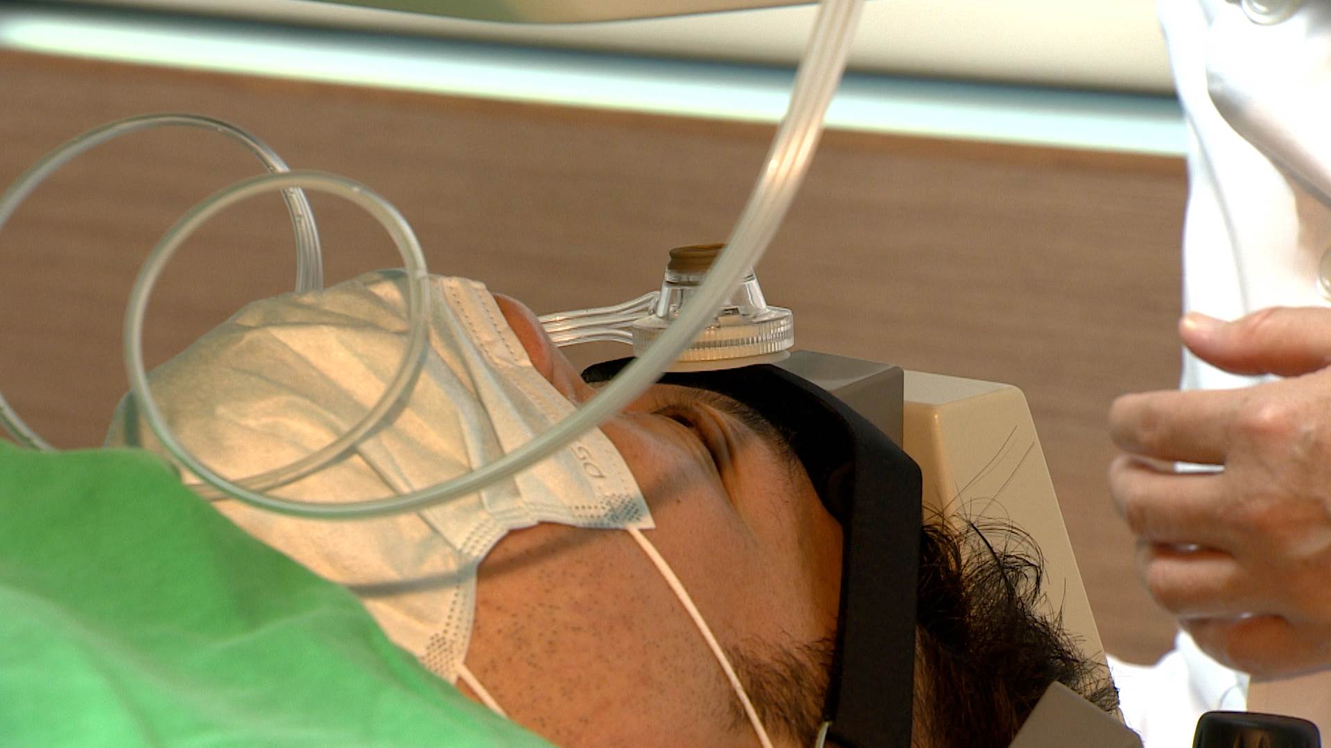 序列 18.00_00_46_01.Still013