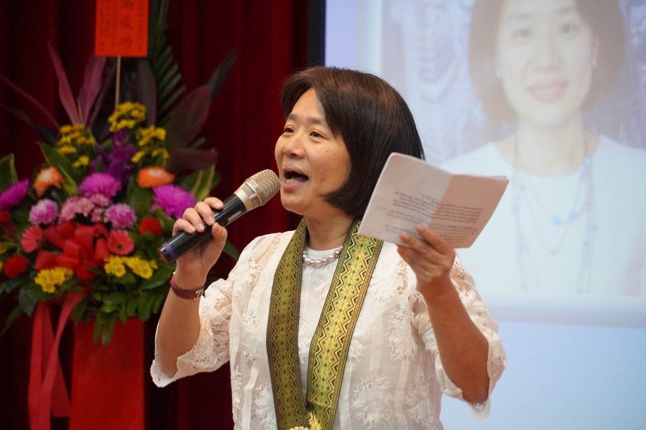 中華大學觀光學院院長張馨文分享與菲律賓高校多年合作成果，並介紹APIEM五星級教學認證的優勢。。（圖／中華大學提供） 