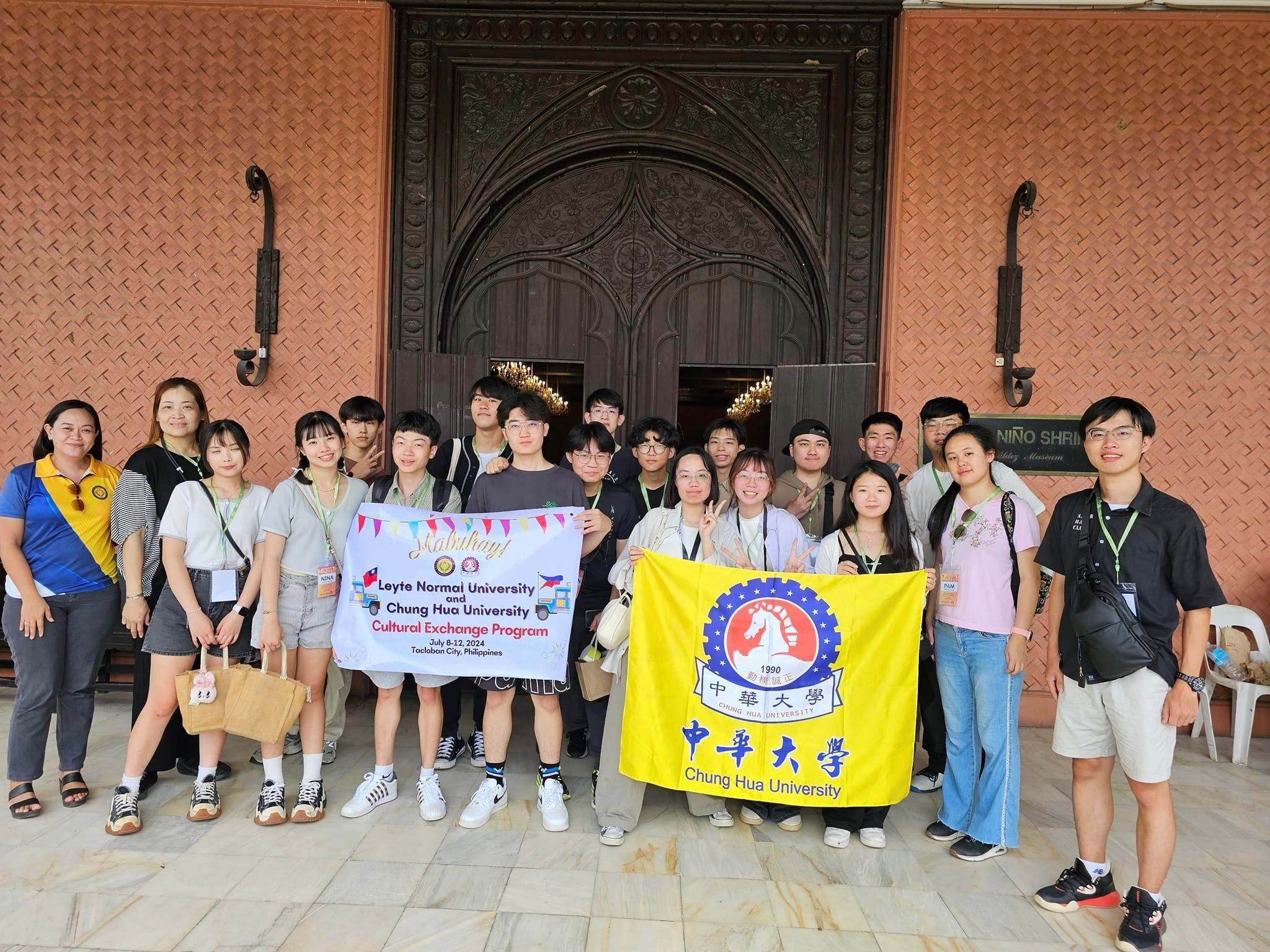 中華大學學生在菲律賓獨魯萬進行短期遊學，體驗當地文化與觀光產業，展現國際學習成果 。（圖／中華大學提供） 