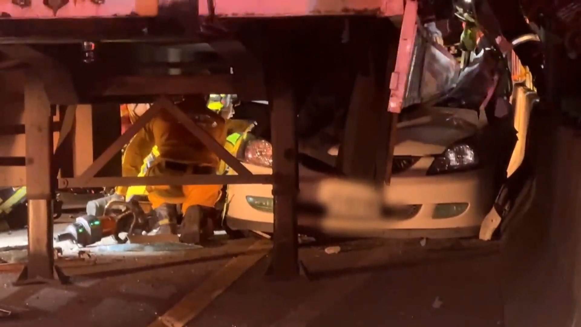 #1_Channel 3---2025_12_04---07_00_40---H264  8 bit---171---split002.mp4_snapshot_04.30.279