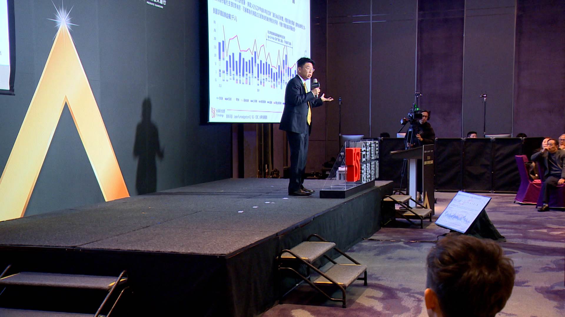 序列 18.00_00_21_24.Still013