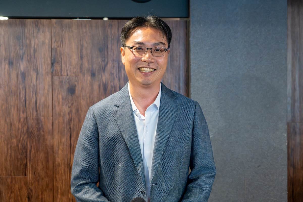 裕隆集團移動服務事業群總經理林群盛表示，明年將會更積極投入AI資源。（圖／林昱丞攝影）