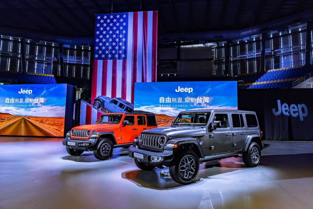 Jeep Wrangler的外觀自誕生以來始終忠於其核心本質,方正的車身輪廓不僅是辨識度極高的設計語彙,更肩負著越野機能性的角色。(圖/寶嘉聯合提供)