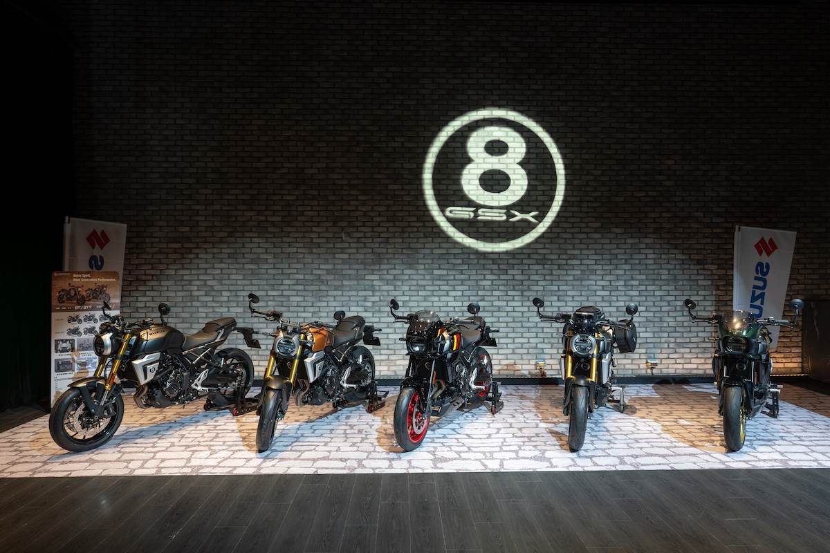 GSX-8T有三種車色,GSX-8TT則是有兩種車色可以選擇。(圖/林昱丞攝影)