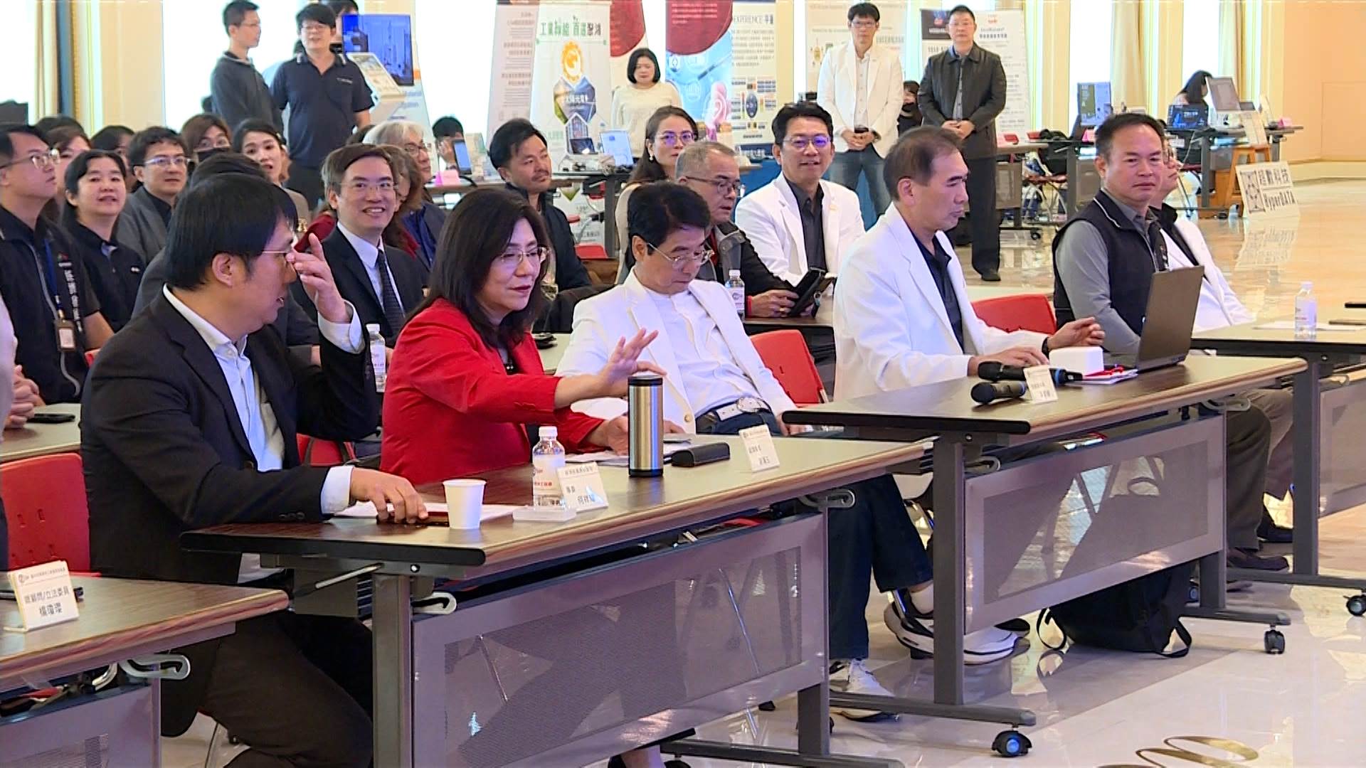 序列 18.00_00_00_00.Still008