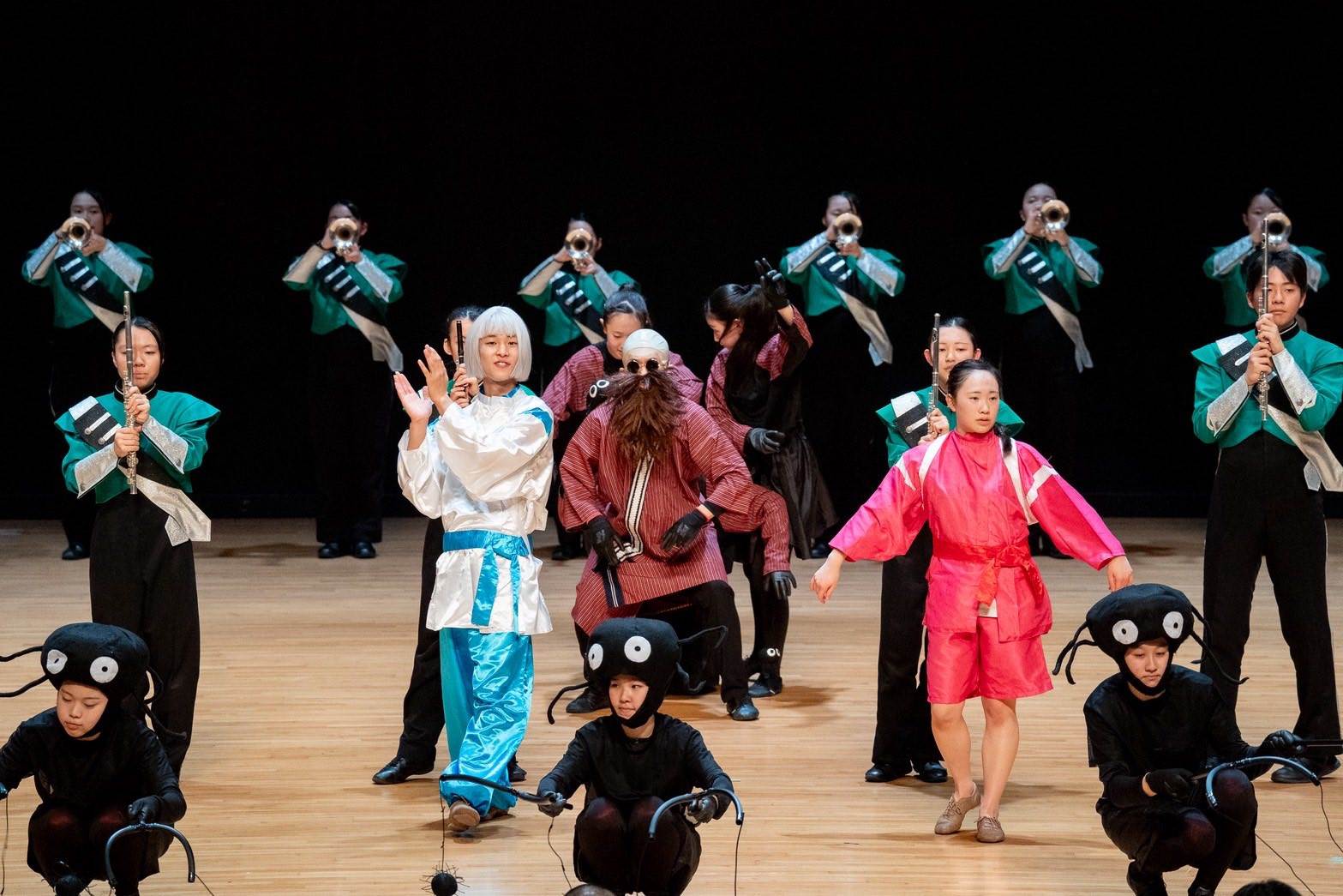 專場音樂會中，「翡翠騎士」演出《神隱少女》音樂劇選段，以熟悉旋律引發觀眾共鳴。（圖／中華文化總會提供）