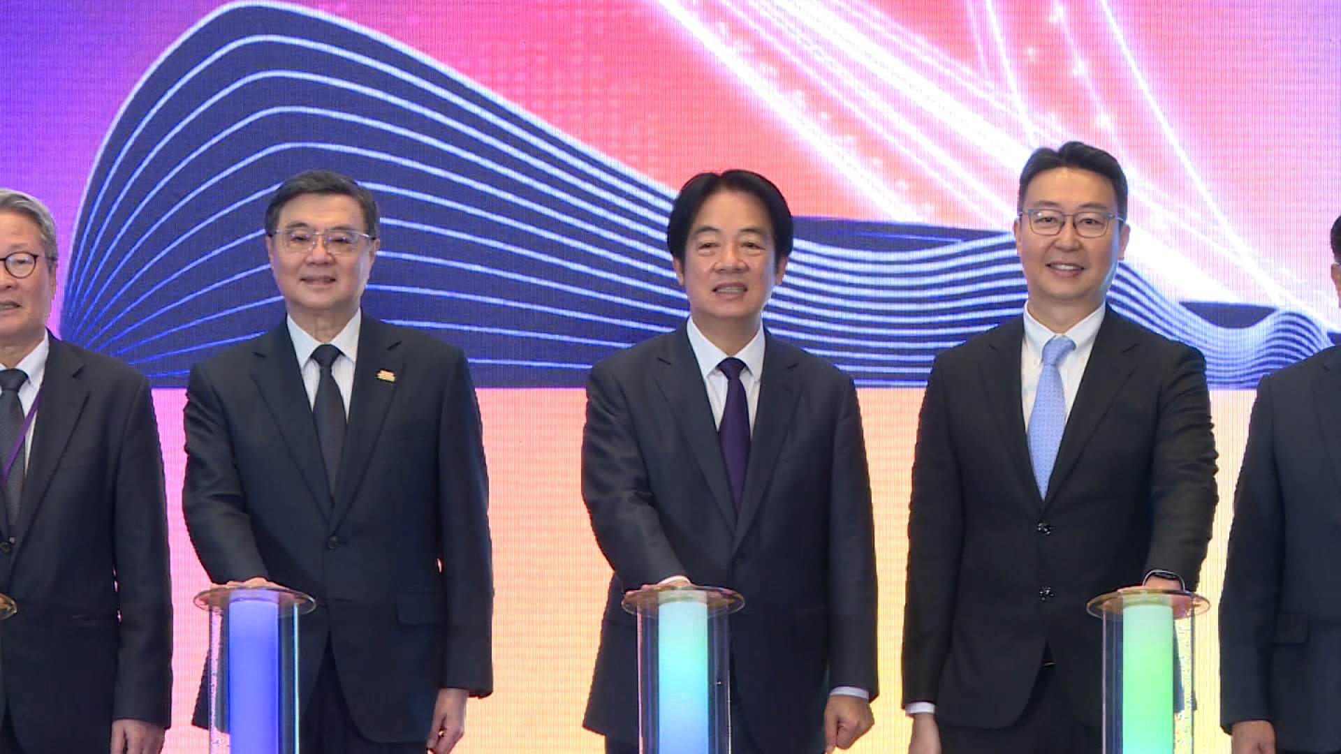 序列 18.00_00_10_26.Still015