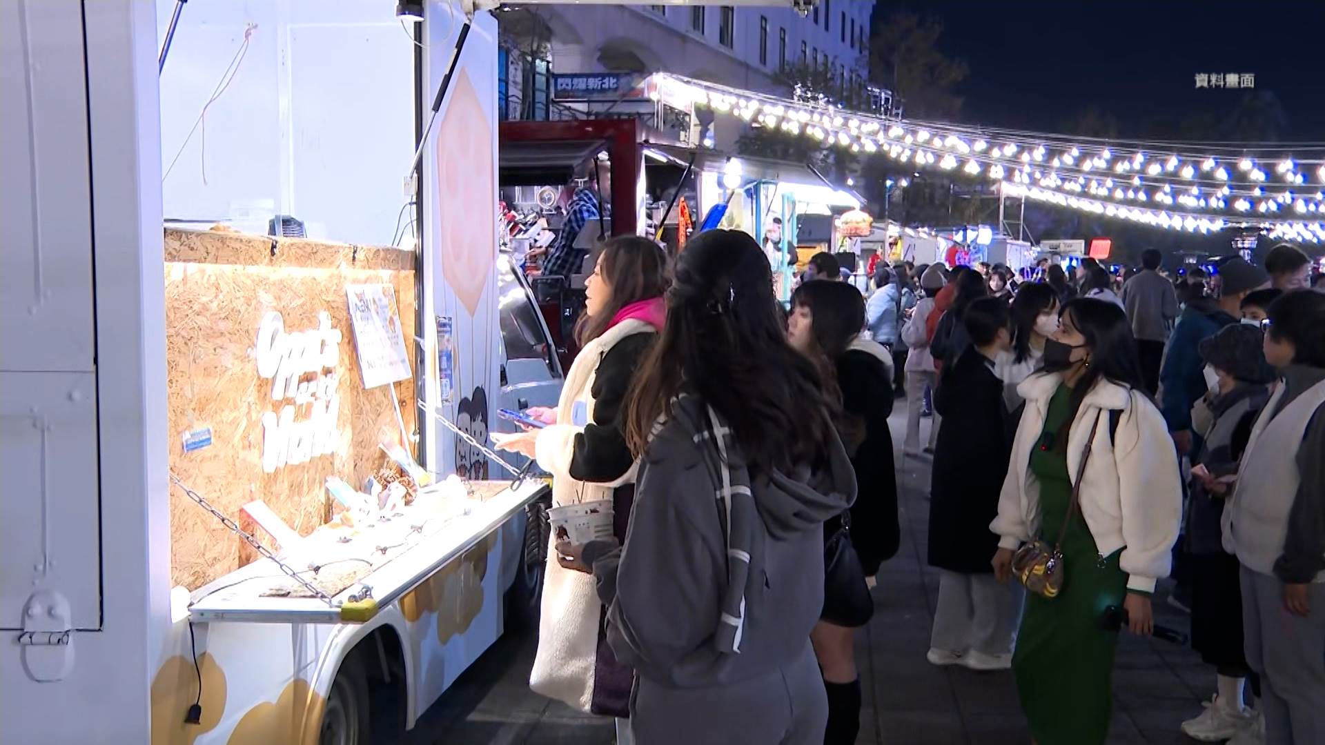 序列 18.00_01_16_04.Still010