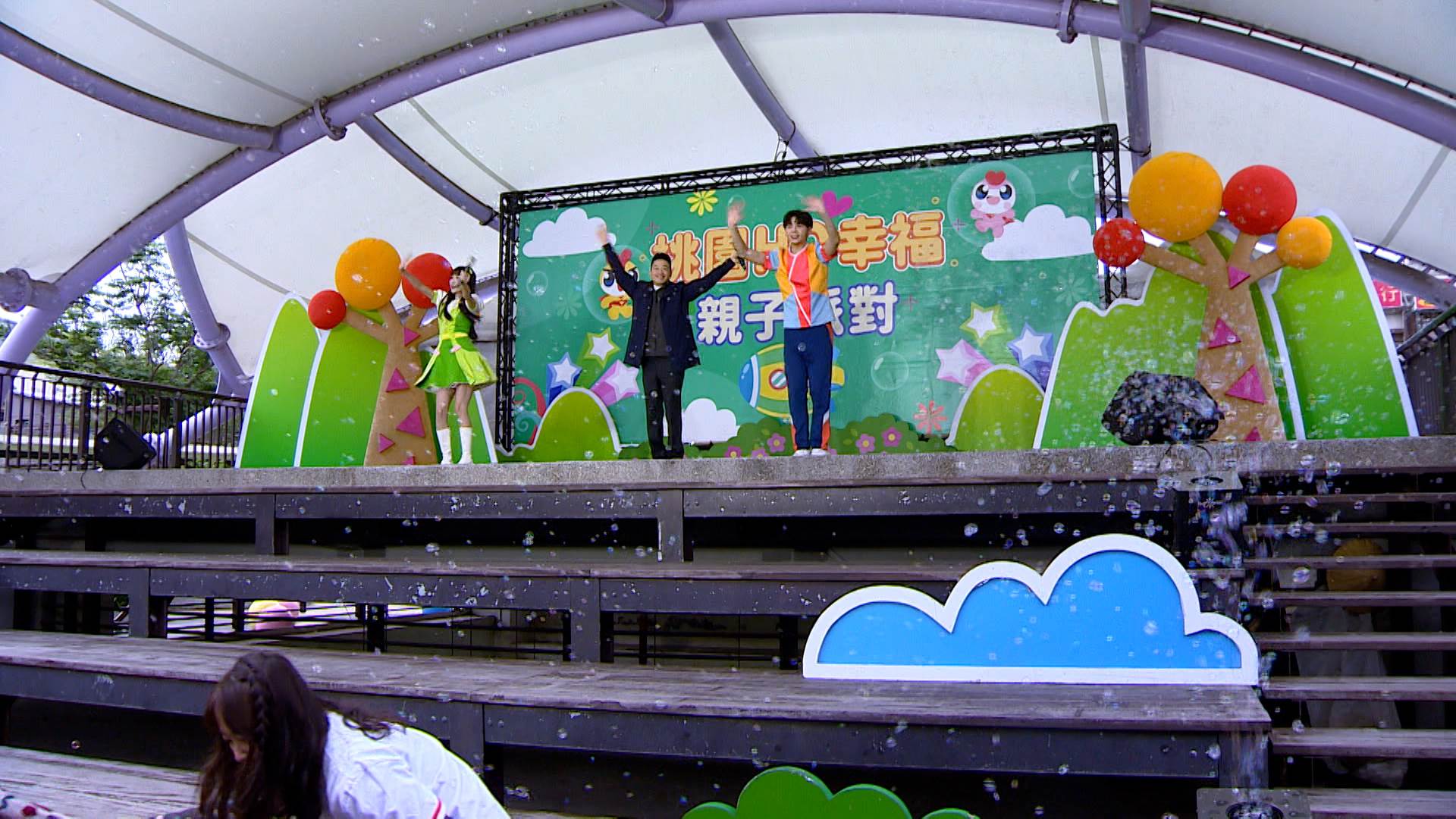 序列 18.00_01_38_12.Still010