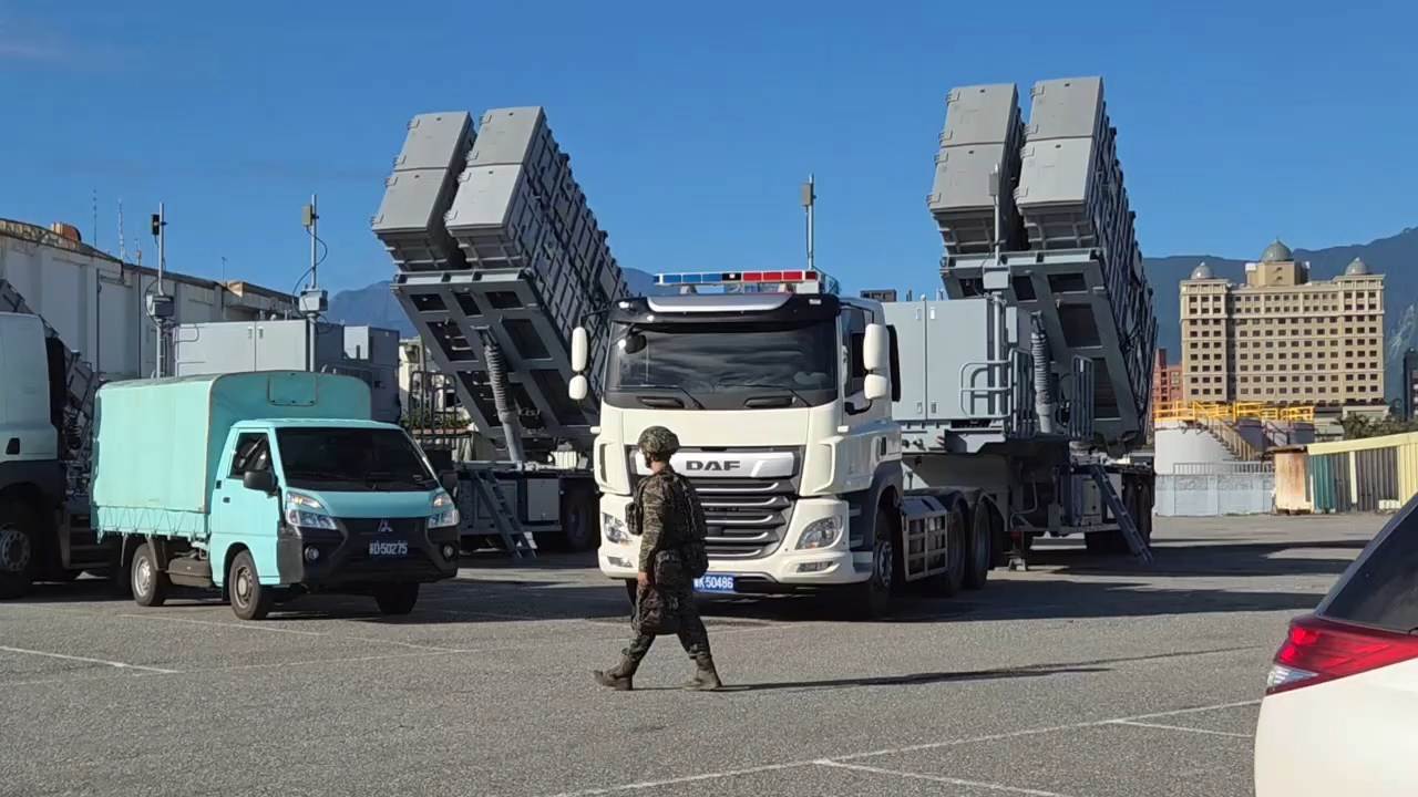 8dde0c76-0467-4435-abec-4f913d81c308.mp4_snapshot_00.32.000