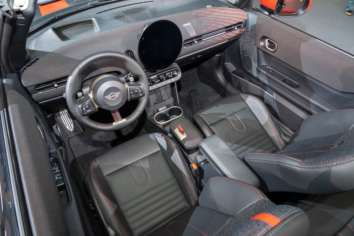 MINI JCW CABRIO。（圖／林昱丞攝影）