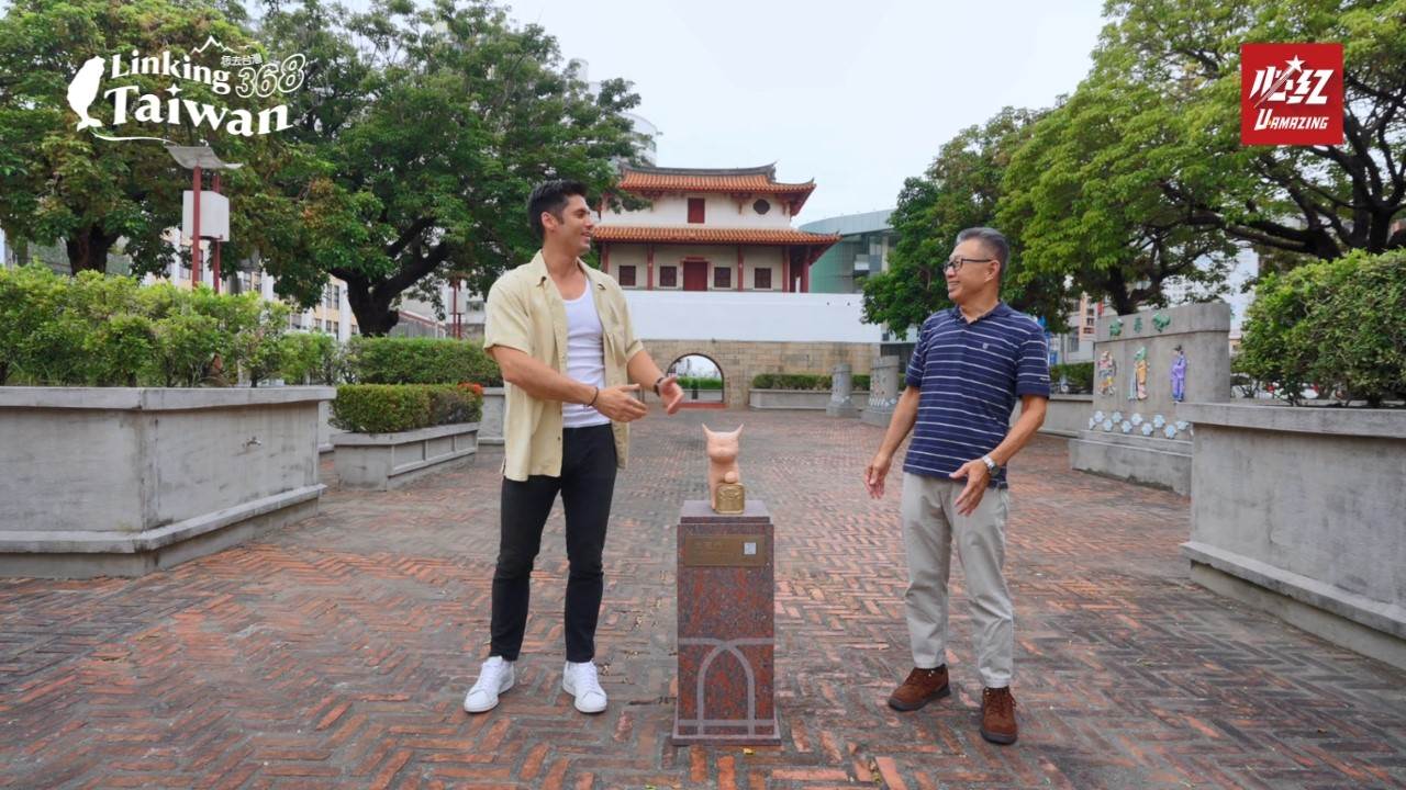 東門城從古至今堅毅守護著臺南，而城門以東是西方宗教初來臺南時落腳之地，開啟了近代教育與信仰的篇章。（圖／Linking 368 Taiwan恁去台灣提供）