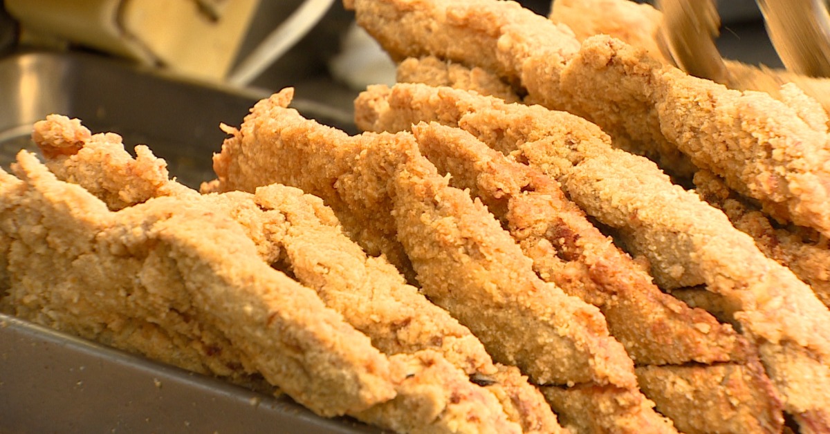 獨家／「緯大雞排」竹北賣90比台北貴！總店：天龍國輸了