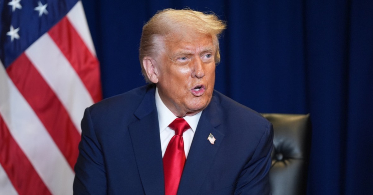 傳伊朗停止殺戮 川普暫緩動手 林肯號航艦赴中東待命