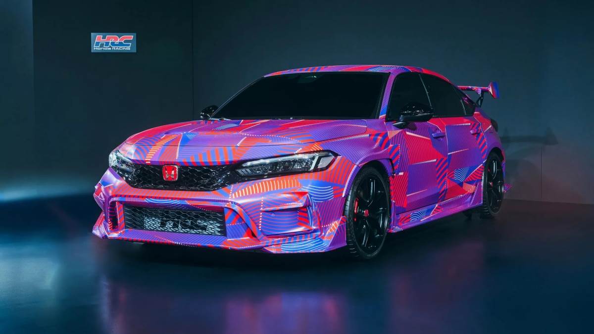 Civic Type R HRC Concept基於性能旗艦Civic Type R改良，裝配更激進的空氣動力套件、重視操控的懸吊與外觀配件。（圖／本田提供）