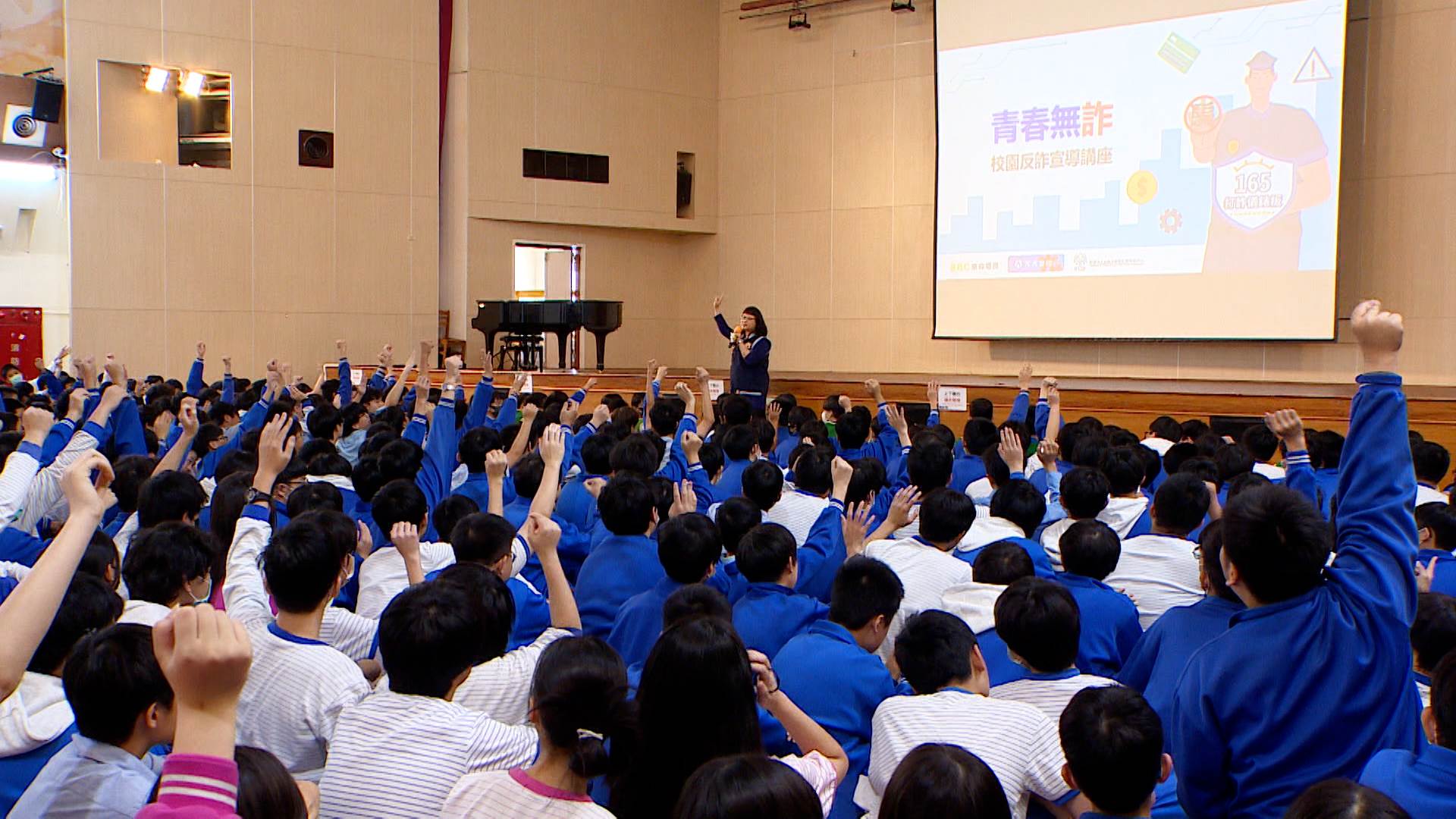 序列 18.00_02_10_19.Still009