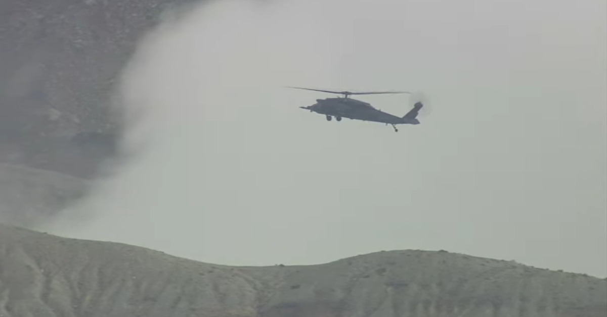 2台人生死未卜！阿蘇直升機掉在火口內 「白牆」增救援困難