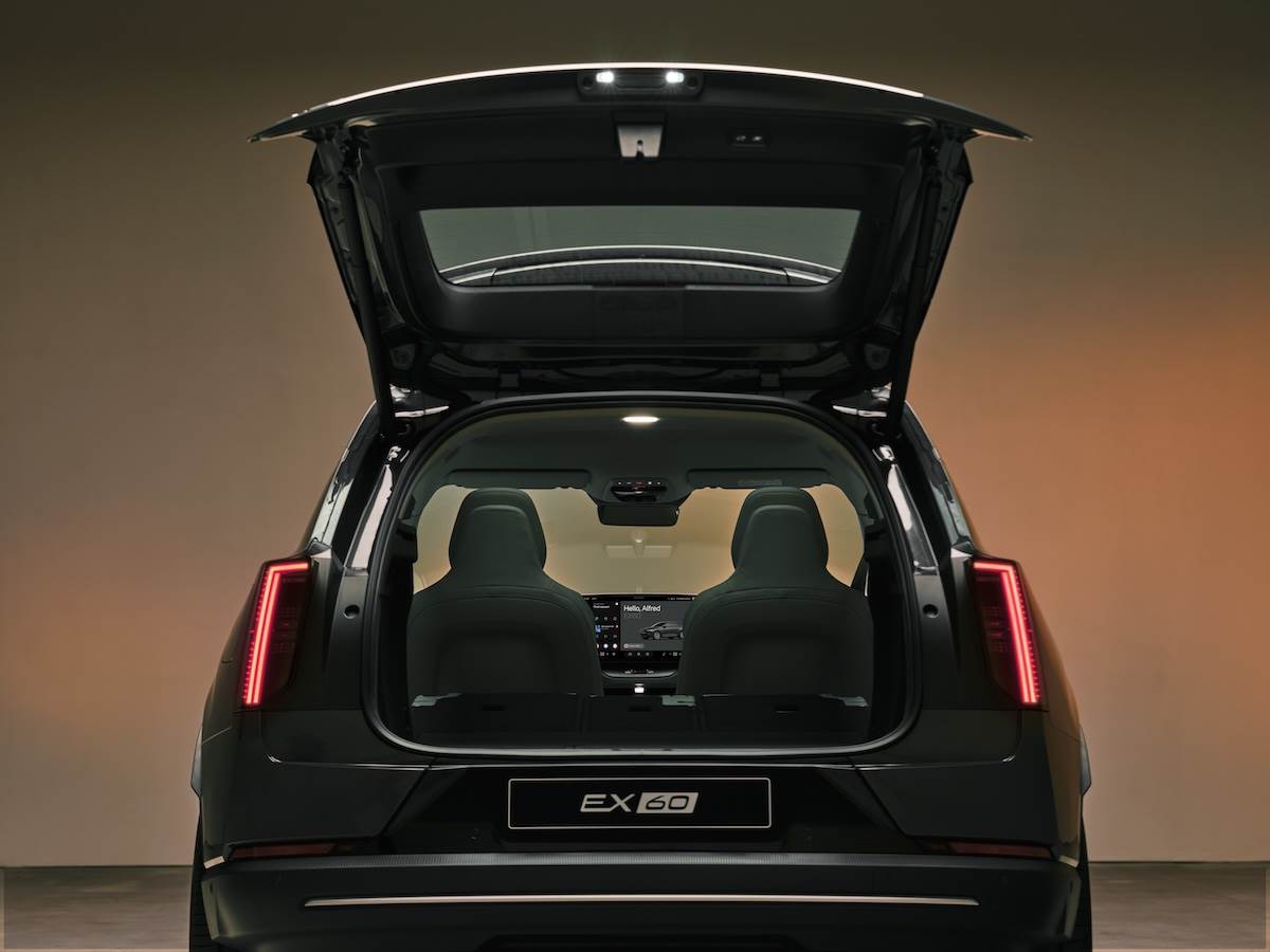 EX60在第二排座椅4-2-4完全傾倒後，可創造出1,647公升的行李廂空間。（圖／Volvo提供）