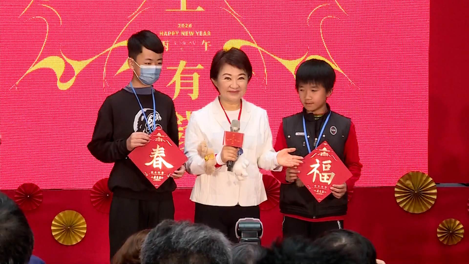 L BAR_整點用(修邊).00_06_38_27.Still031